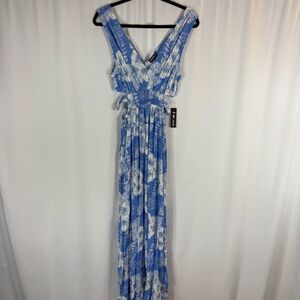 NWT Justify Light Blue and White Floral Dress size: M cut-out maxi dress
